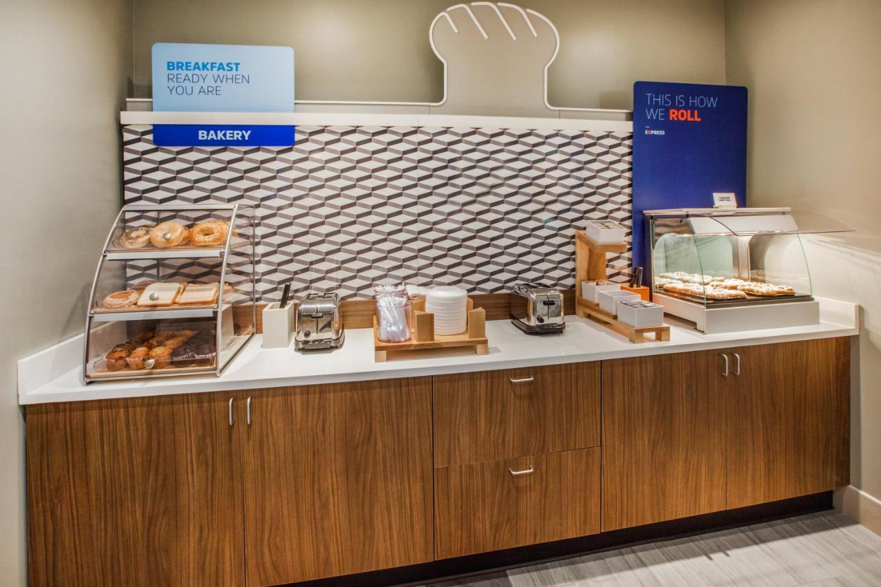 Holiday Inn Express & Suites - Dawsonville By Ihg Exteriör bild