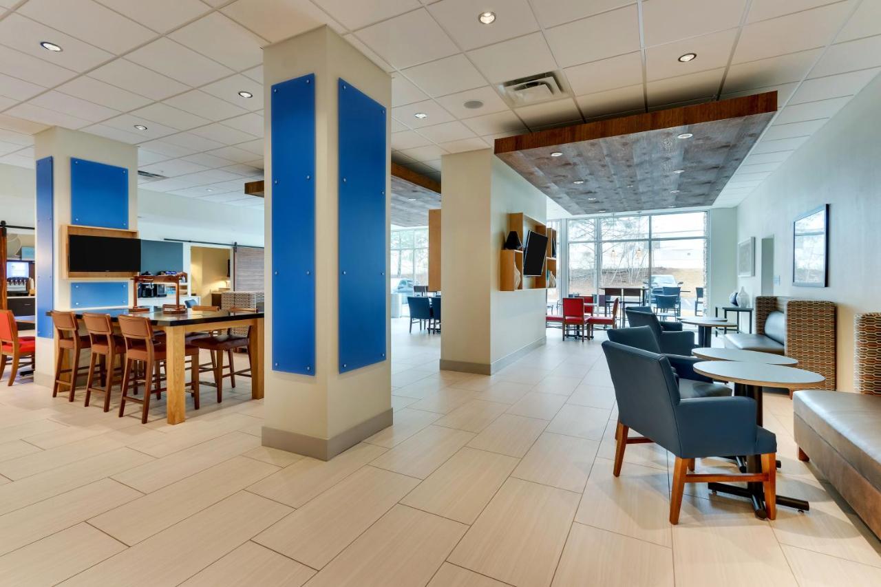Holiday Inn Express & Suites - Dawsonville By Ihg Exteriör bild