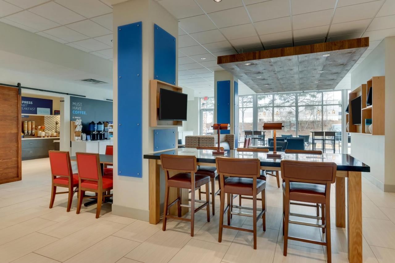 Holiday Inn Express & Suites - Dawsonville By Ihg Exteriör bild